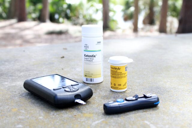 Image of blood glucose monitor and ketosis strips